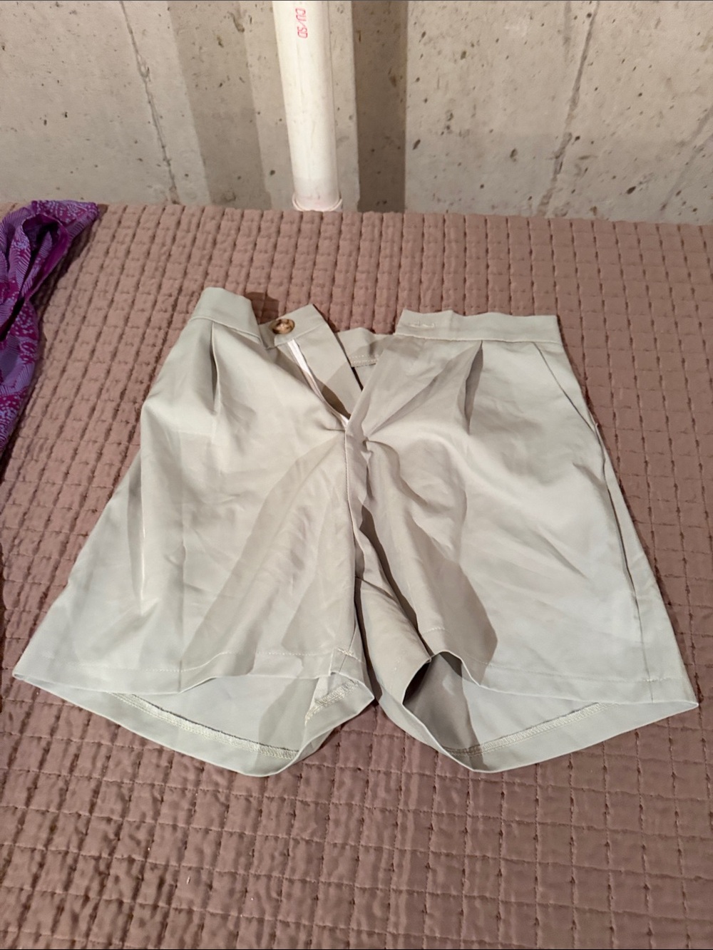 Classic High-Rise Cream Women’s Shorts